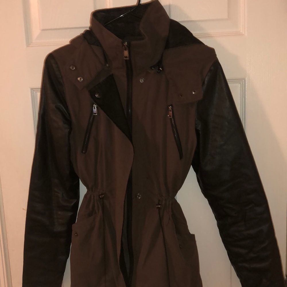 Metaphor Jacket - Picture 3 of 4